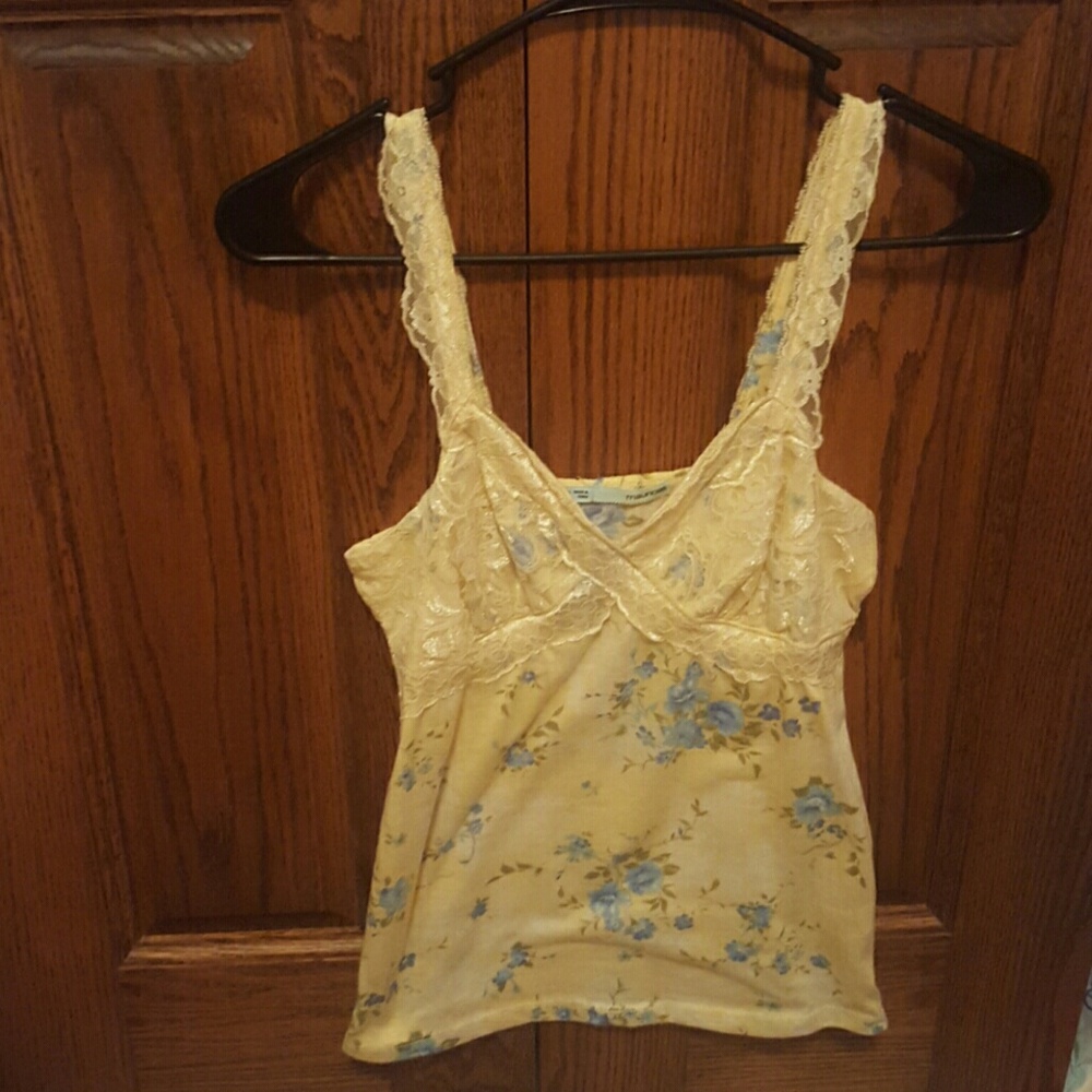 Maurices Light Yellow Floral Lace Tank Top